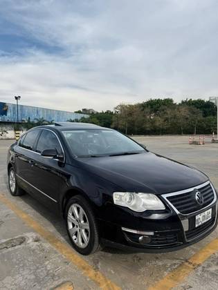 VOLKSWAGEN PASSAT 2.0 FSI COMFORTLINE 16V TURBO GASOLINA 4P TIPTRONIC VOLKSWAGEN PASSAT 2.0 FSI COMFORTLINE 16V TURBO GASOLINA 4P TIPTRONIC